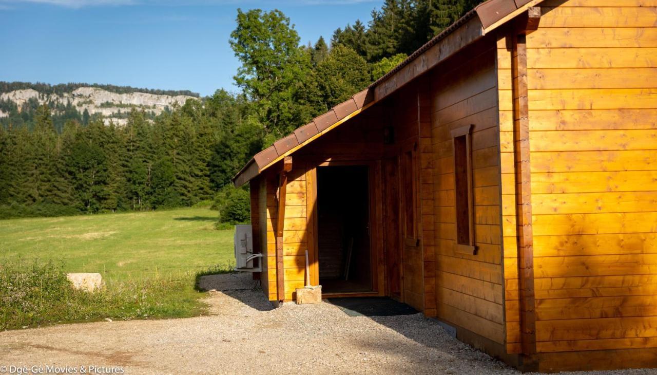 Les Jardins Du Herisson Chalet 2 Bonlieu Kültér fotó
